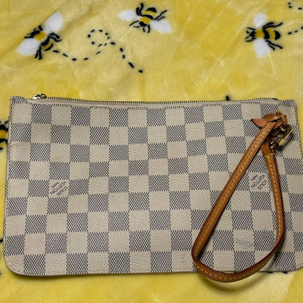 Lv Da Pochette